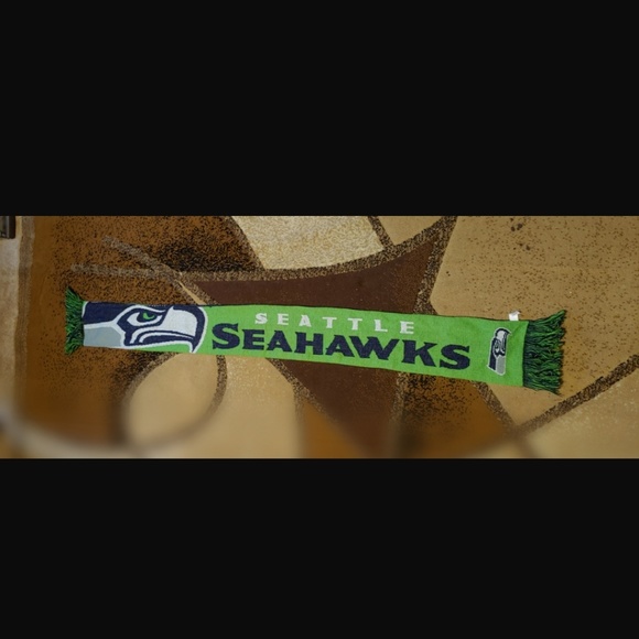 Seahawks scarf - Picture 5 of 6